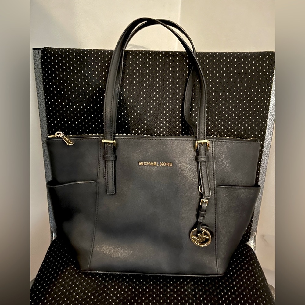 Black Michael Kors Tote